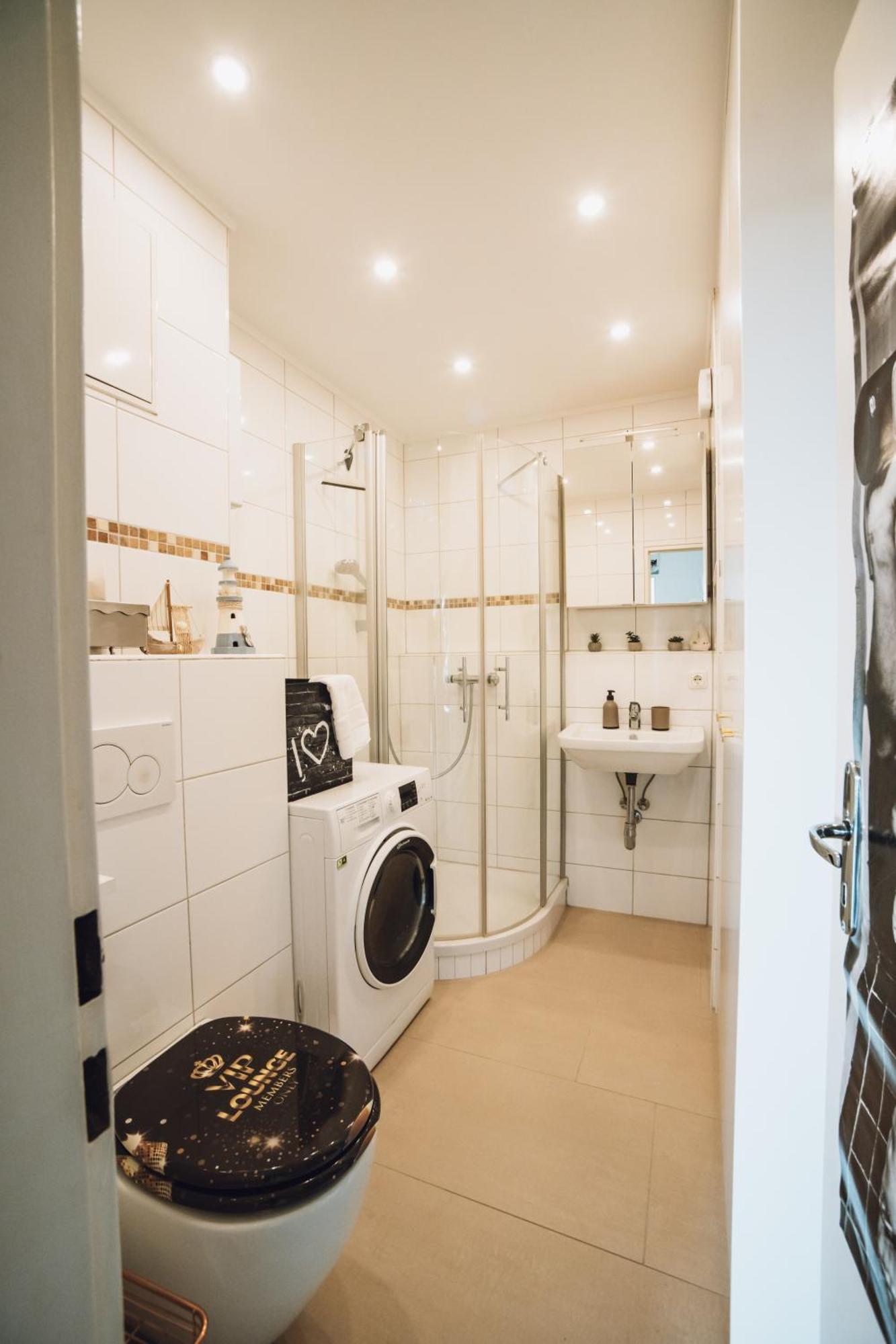Apartment Am Neuen Teich -Balkon- 4 Personen -Waschmaschine Wolfsburg Ngoại thất bức ảnh