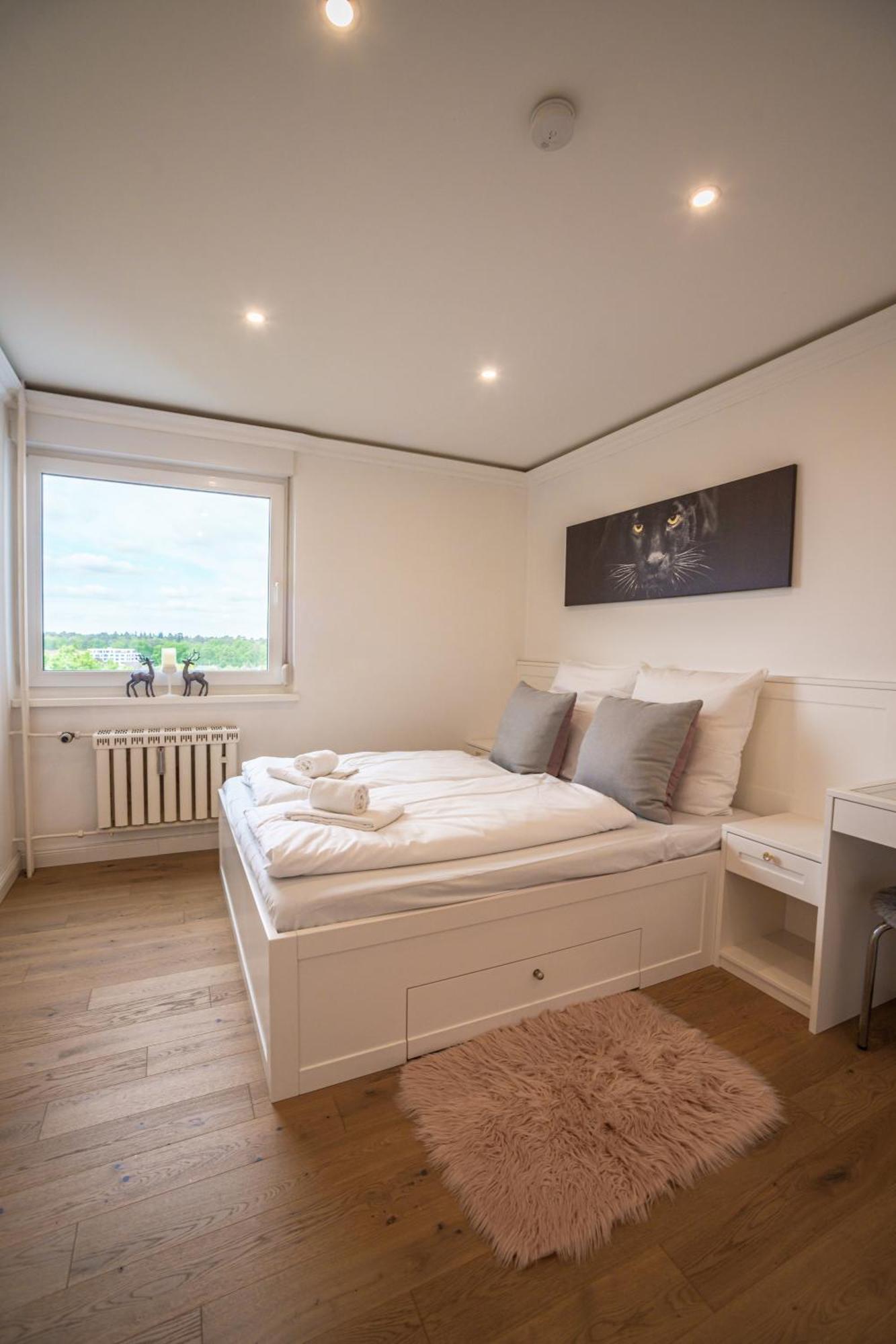 Apartment Am Neuen Teich -Balkon- 4 Personen -Waschmaschine Wolfsburg Ngoại thất bức ảnh